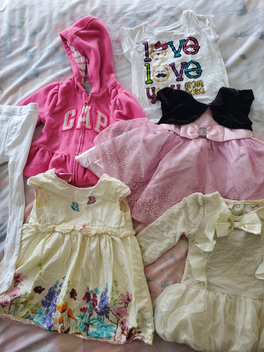 6 Piece Girl Clothes Bundle GAP, Formal Dresses, Tights, Tshirt, Summer Dress